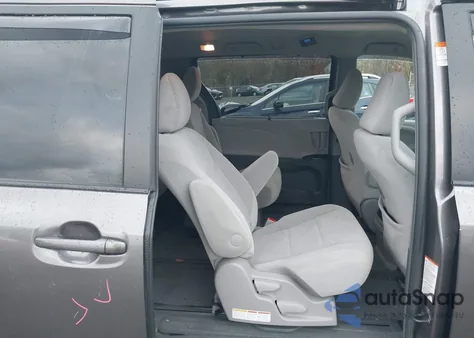 2015 Toyota Sienna Le 7 Passenger из США, поврежденный, VIN 5TDJK3DC5FS121620